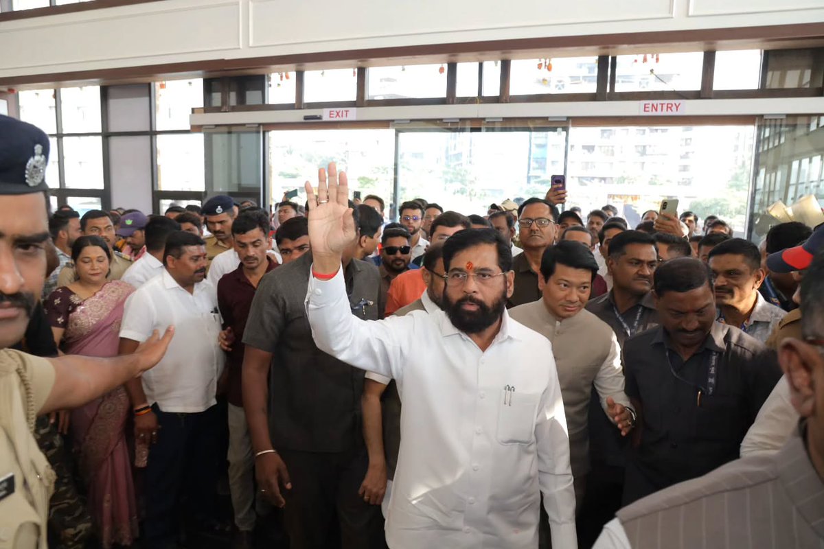 महाराष्ट्र की महायुति सरकार में बढ़ा तनाव, शिंदे गुट का कोई भी मंत्री नहीं पहुंचा कैबिनेट बैठक में