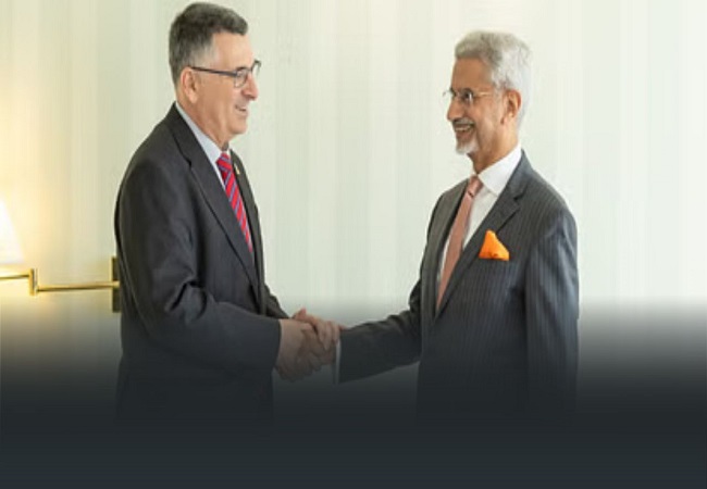 नई दिल्ली में एस जयशंकर और इजराइली विदेश मंत्री गिदोन सार के बीच में हुई बैठक