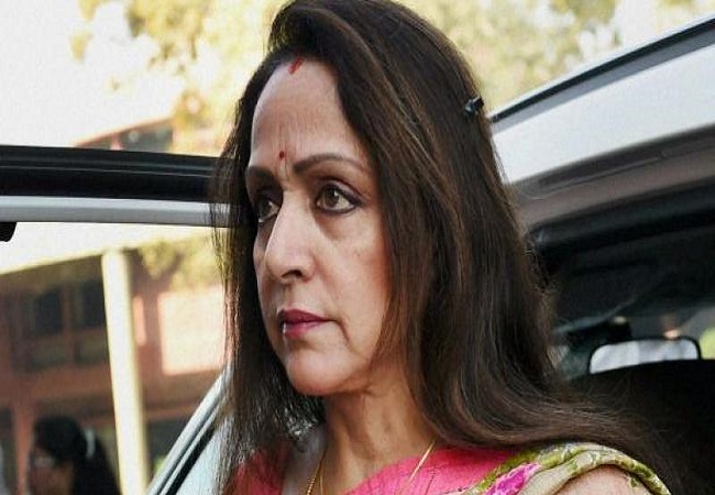 सांसद हेमा मलिनी का मीडिया वेबसाइट और न्यूज चैनलों पर उतारा गुस्सा, कहा- यह बेहद ही अपमानजनक और गैरजिम्मेदाराना हरकत