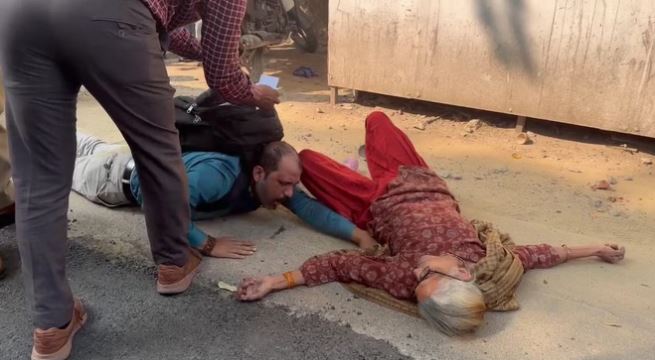 लखनऊ में मथुरा से आए मां-बेटे ने खाया जहरीला पदार्थ, जमीन विवाद से जुड़े मामले से थे परेशान