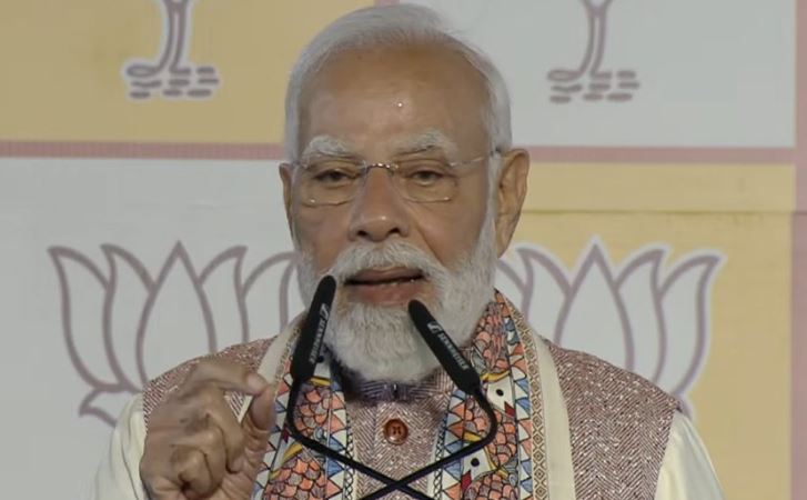 Bihar Election Result: बिहार में एनडीए को प्रचंड बहुमत, भाजपा मुख्यालय पहुंचे PM मोदी, कहा-बिहार के लोगों ने गर्दा उड़ा दिया