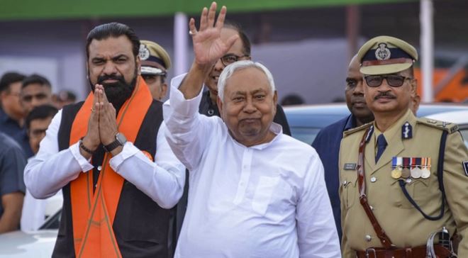 Bihar: नीतीश कुमार की कैबिनेट में हुआ मंत्रियों के विभागों का बंटवारा, सम्राट चौधरी को मिला गृह विभाग