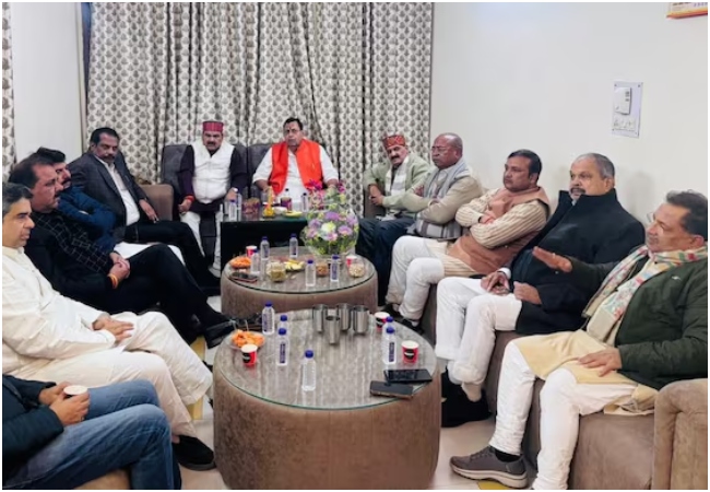 'भाजपा के अंदर ब्राह्मण समुदाय खुद को किनारे और कमजोर महसूस कर रहा...' अजय राय का भाजपा विधायकों की बैठक पर बड़ा दावा