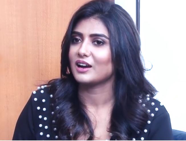 बंगाली एक्ट्रेस पर्णो मित्रा आज ममता बनर्जी की पार्टी तृणमूल कांग्रेस में होंगी शामिल