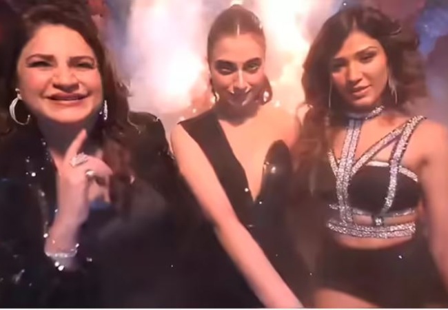 Bigg Boss 19 Voting Lines Closed : फरहाना से गौरव तक की धमाकेदार परफॉर्मेंस, वोटिंग लाइन बंद, आधी रात को होगा ट्विस्ट!