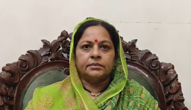 अखिलेश यादव कफ सिरप के आरोपियों पर कर रहे हैं कार्यवाही की मांग, बाबा का बुलडोजर अभी तक नहीं चला :- सपा सांसद रूचि वीरा