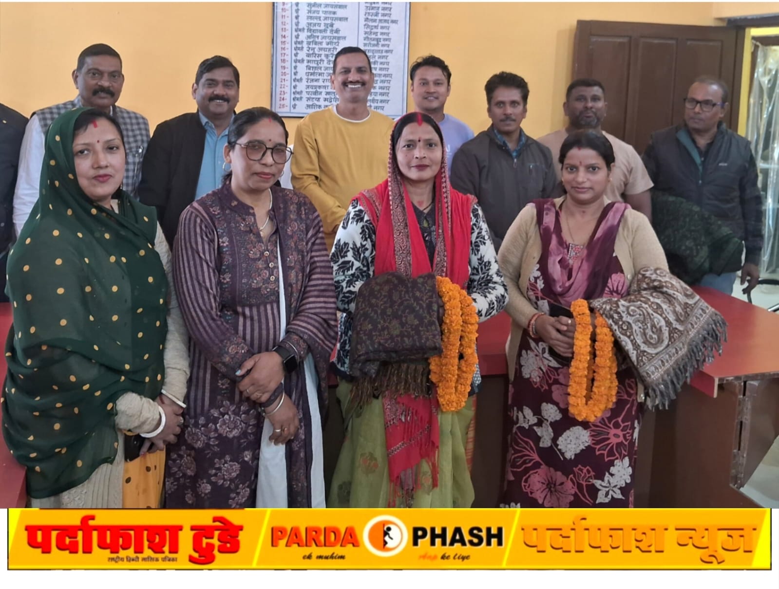 मतदाता सत्यापन अभियान में बेहतरीन कार्य,बीएलओ को पालिका अध्यक्ष ने किया सम्मानित