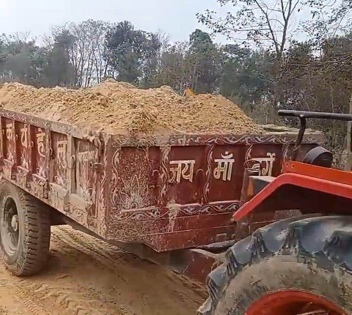 सोनौली में अवैध मिट्टी–बालू खनन पर भाजपा नेता का बड़ा आरोप, मुख्यमंत्री व डीएम को ईमेल से शिकायत-वीडियो