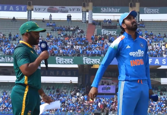 IND vs SA Live: भारत ने टॉस जीतकर गेंदबाजी का किया फैसला; देखें- टीम की प्लेइंग इलेवन में एक बदलाव