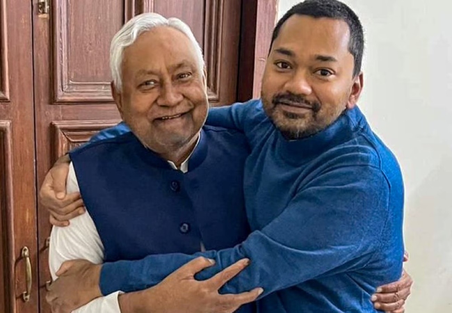 CM नीतीश के बेटे निशांत संभालेंगे JDU की कमान! पार्टी कार्यालय के बाहर लगा पोस्टर