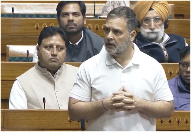 'बड़े शहरों में जहरीली हवा से लाखों बच्चों को फेफड़ों की बीमारियां हो रही हैं...' राहुल गांधी ने संसद में उठाया वायु प्रदूषण का मुद्दा