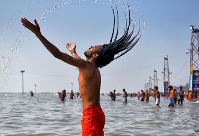 Paush Amavasya 2025 :  इस दिन मनाई जाएगी पौष अमावस्या , गरम कपड़े करें दान