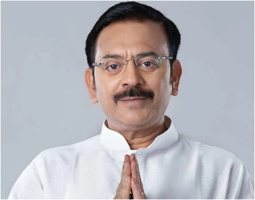 मेसी प्रकरण को लेकर पश्चिम बंगाल में बढ़ा विवाद, अब खेल मंत्री अरूप बिस्वास ने दिया इस्तीफा, जांच टीम ​गठित