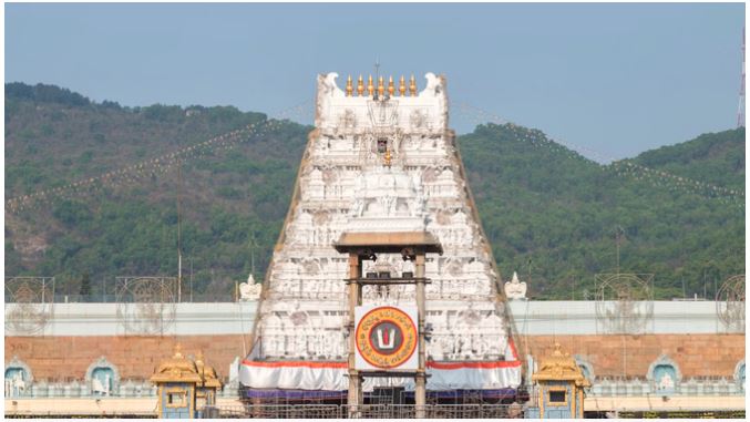 Tirumala TTD Silk Dupatta Scam : अब तिरुपति देवस्थानम में सामने आया सिल्क दुपट्टा घोटाला, 54 करोड़ रुपये की हुई हेरफेरी