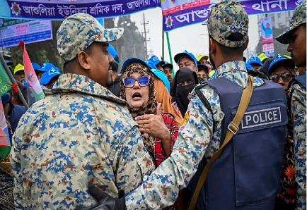 बांग्लादेश में अल्पसंख्यकों पर हमले को लेकर कांग्रेस नेता का बड़ा बयान , बोले- 'भारत में भी यही हाल'