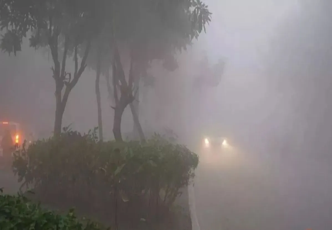 Today Weather : यूपी के 20 ज‍िलों में पड़ेगा घना कोहरा, इन 25 ज‍िलों में IMD ने जारी किया अलर्ट