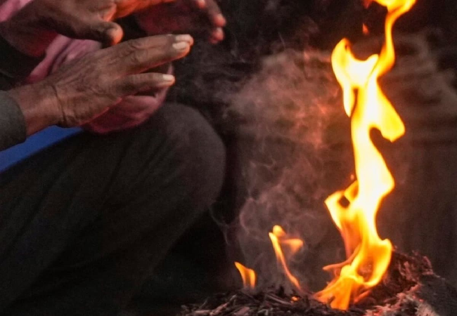 Hit And Run Case : अलाव ताप रहे लोगों पर चढ़ाई थार, एक की मौत, दो की हालत गंभीर