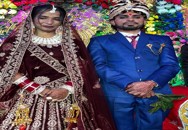 शादी के नौ दिन बाद पति और ससुराल वालों को चकमा देकर फरार हुई दुल्हन, साथ में ले गई लाखों के जेवरात