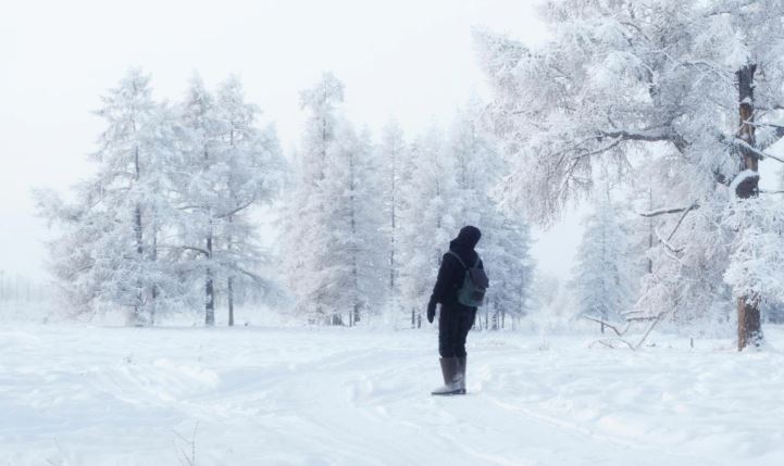 Russia's cold inhabited regions :  -50 डिग्री की सर्दी में सांस से निकलने वाली नमी पलभर में बन जाती है बर्फ , इन शहरों में भीषण ठंड