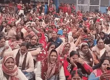 चारबाग में आशा वर्कर्स ने किया प्रदर्शन,बोलीं- नहीं डरेंगे घुड़की से, खींच लेंगे कुर्सी से , अखिलेश ने वीडियो शेयर कर योगी सरकार को घेरा