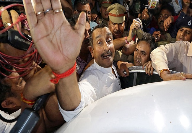 कुलदीप सेंगर को जमानत मिलने के बाद पीड़िता की मां ने कहा हम जाएंगे सुप्रीम कोर्ट