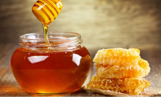 winter health honey : सर्दियों में शहद खाने से दूर रहती हैं ये बीमारियां , जानें सेवन तरीका और इसके फायदे
