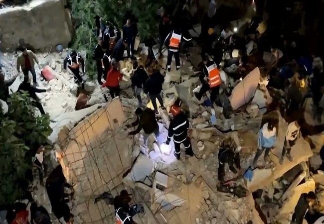 VIDEO: ऐतिहासिक शहर में हुआ बड़ा हादसा, दो बहुमंजिला ईमारते गिरी, 19 की मौत 16 घायल, मरने वालों में बच्चे भी शामिल