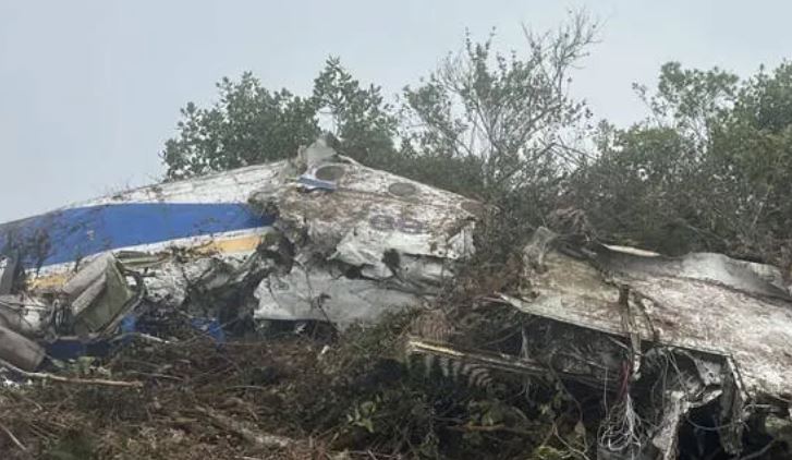 Colombia plane crash : कोलंबिया में बड़ा विमान हादसा, एक सांसद सहित 15 यात्रियों की मौत 