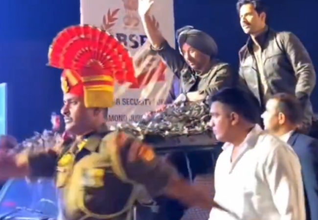 'यह अपमानजनक और BSF का पूरा मजाक...' फिल्म 'बॉर्डर 2' के प्रमोशन के तरीके पर भड़के कांग्रेस सांसद