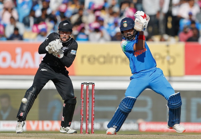 भारत ने न्यूजीलैंड को दिया 285 रनों का लक्ष्य, KL राहुल का यादगार शतक