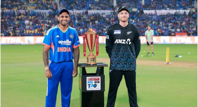 IND vs NZ Live : भारत ने जीता टॉस, न्यूजीलैंड को पहले बल्लेबाजी का दिया न्योता, हर्षित-कुलदीप की वापसी