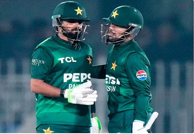 T20 World Cup 2026 : बहिष्कार की धमकी देकर पलटा पाक, विश्व कप टीम का किया एलान, बाबर और शाहीन को मिली जगह