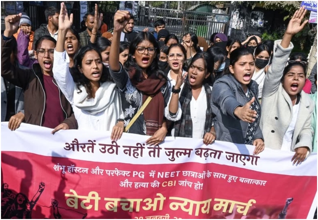 पटना NEET छात्रा की मौत का मामला, नीतीश सरकार ने की CBI जांच की सिफ़ारिश