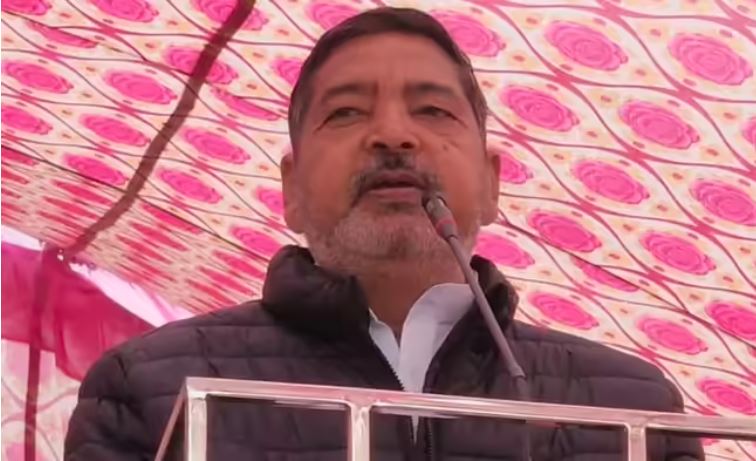 सपा सांसद वीरेंद्र सिंह का अजीबो-गरीब दावा, बोले-भगवान श्री राम थे समाजवादी, वनवास में PDA से ली मदद, बीजेपी वालों ने चुगली कर मां सीता को घर से निकलवाया