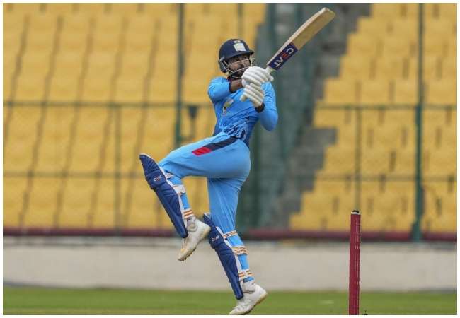 श्रेयस अय्यर न्यूजीलैंड के खिलाफ वनडे सीरीज के लिए बिलकुल फिट! VHT में बल्ले से दिखाया दम