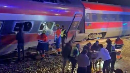Spain Train Accident 2026 : स्पेन में ट्रेन दुर्घटना में कम से कम 21 लोगों की मौत , दर्जनों घायल