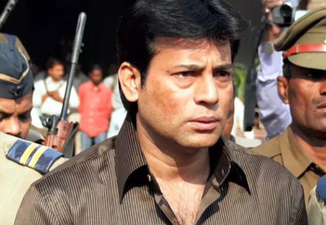 अब अंडरवर्ल्ड डॉन अबू सलेम ने मांगी इमरजेंसी परोल, जाना चाहता है आजमगढ़