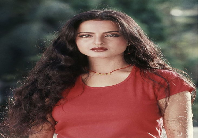 जानिये रेखा अपने पिता के अंतिम संस्कार में क्यों शामिल नहीं हुई थी, वजह जानकर रह जाएंगे दंग