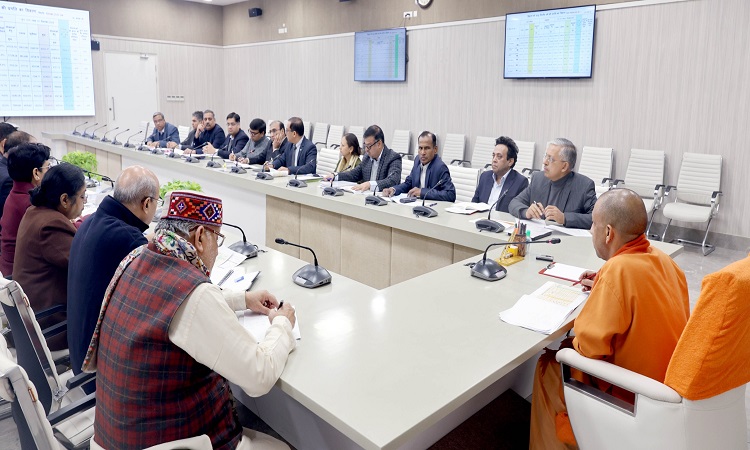 वित्त विभाग की समीक्षा बैठक: सीएम योगी बोले-बजट व्यय में तेजी लाने हेतु प्रत्येक स्तर पर स्पष्ट जिम्मेदारी और जवाबदेही तय की जाए