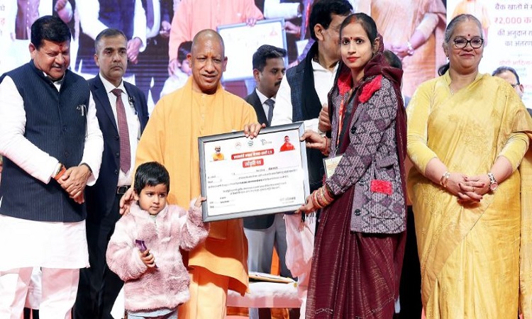 जब अच्छी सरकारें आती हैं, तो वे अच्छी सोच के साथ लोगों को सुविधाओं से करती हैं संपन्न: सीएम योगी