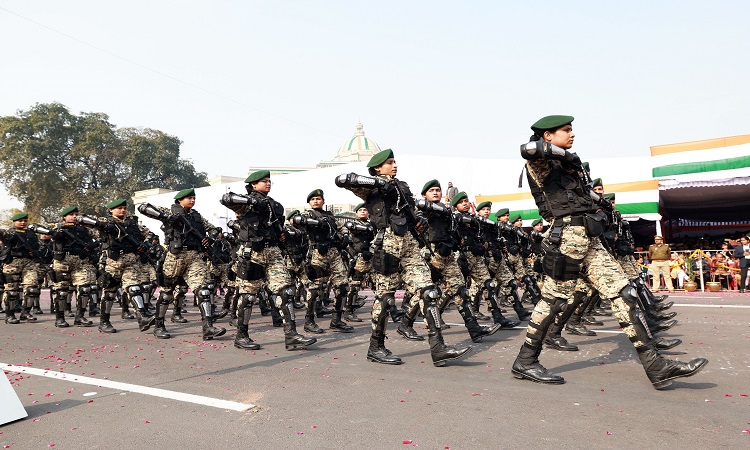Republic Day: लखनऊ में गणतंत्र दिवस पर निकली भव्य झांकियां, सीएम बोले-सुसज्जित परेड ने सभी के हृदय में राष्ट्रभक्ति की भावना को नव ऊर्जा प्रदान की