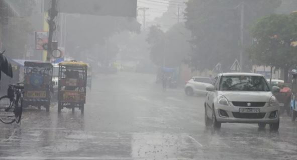 UP Rain Alert: ठंड के बीच यूपी में कल से शुरू हो सकती है बारिश व ओलावृष्टि, इन जिलों में जारी हुआ अलर्ट