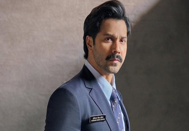 VIDEO: फिल्म बार्डर-2 के जश्न के बीच मची खलबली, वरुण धवन को मेट्रो अधिकारियों ने लगाई फटकार, कहा- ऐसा करना दण्डीय अपराध हो सकती है जेल