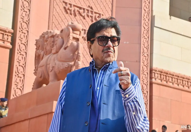 फिल्म धुरंधर को प्रोपेगैंडा बताने वालों को सांसद शत्रुघ्न सिन्हा ने दिया करारा जवाब, कहा- फिल्म तो फिल्म होती है