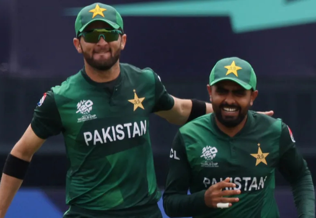 भारत से करारी शिकस्त के बाद पाकिस्तान टीम में आया भूचाल, बाबर आजम-शाहीन आफरीदी होंगे टीम से बाहर!