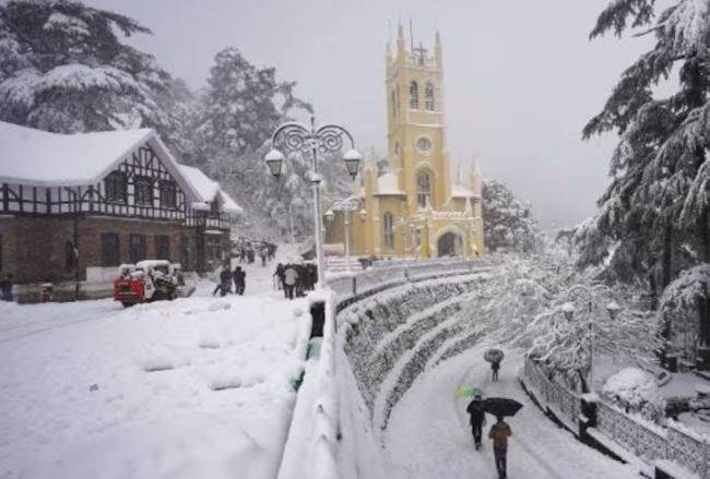 Himachal Pradesh Entry Fee : पहाड़ों की ठंडी हवा अब जेब पर भारी पड़ सकती है,हिमाचल सरकार ने एंट्री फीस में की करीब ढाई गुना बढ़ोतरी