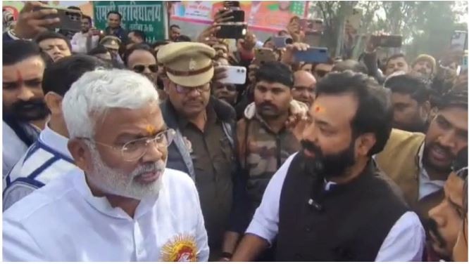 जल शक्ति मंत्री स्वतंत्र देव सिंह को बंधक बनाने वाले विधायक बृजभूषण राजपूत को नोटिस जारी, बीजेपी ने 7 दिन के भीतर मांगा जवाब