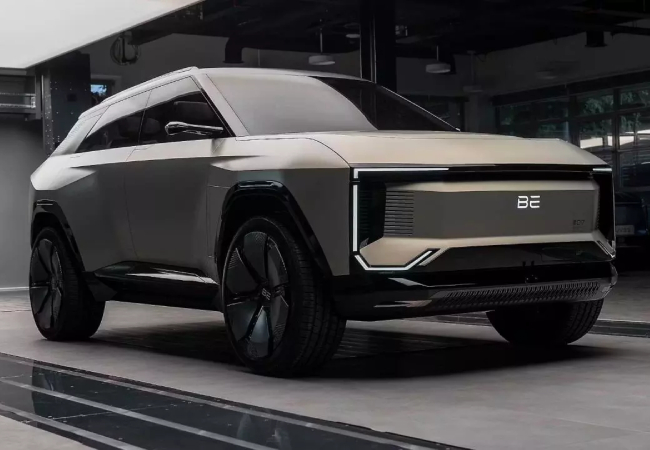 Mahindra B07 800KM रेंज वाली इलेक्ट्रिक SUV की धांसू एंट्री से मचेगा धमाल, जानिए खूबियां