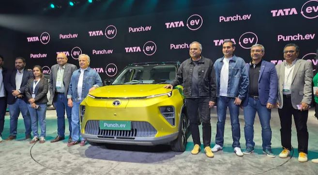Tata Punch EV facelift :  भारत में टाटा पंच ईवी का फेसलिफ्ट लॉन्च, जाने फीचर्स और कीमत
