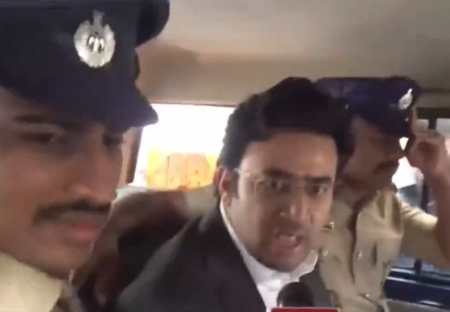 भाजपा MP तेजस्वी सूर्या को पुलिस ने हिरासत में लिया, एक दिन पहले जारी हुआ था नोटिस